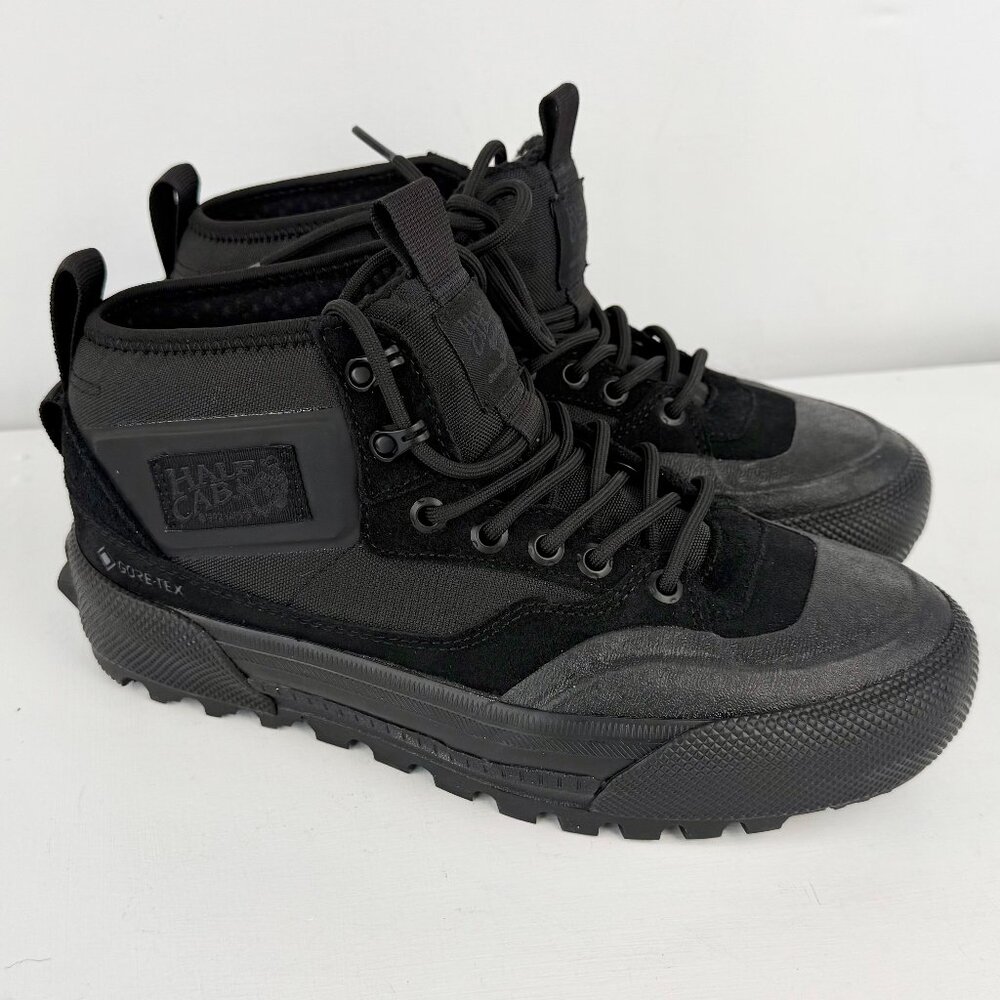 Men's 7, Women's 8.5 - Vans Half Cab GORE-TEX MTE-3 Mid Top Insulated Sneaker